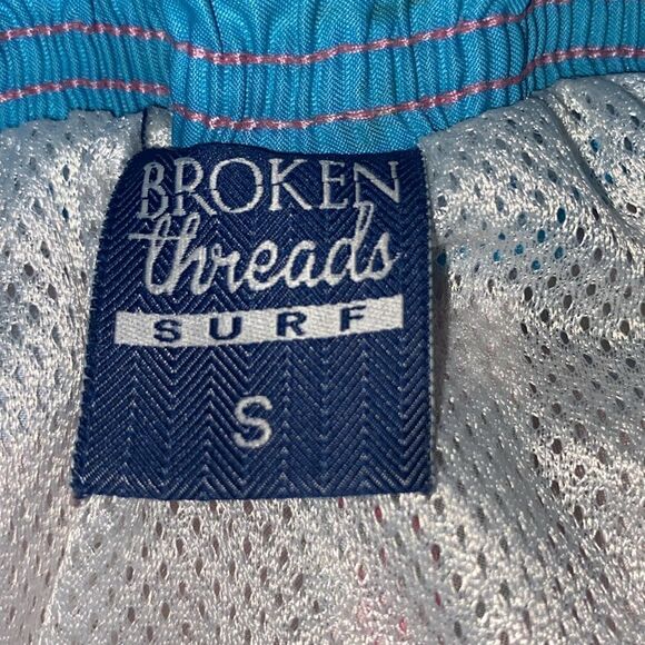 Broken Threads Men’s Sz Sm Pink Fish Lined Surf Swim Trunks Board Shorts - Picture 4 of 4